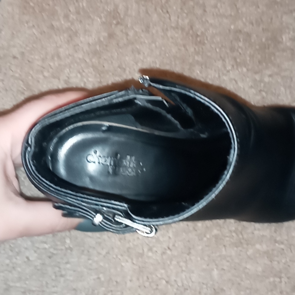 Boots - Picture 3 of 3